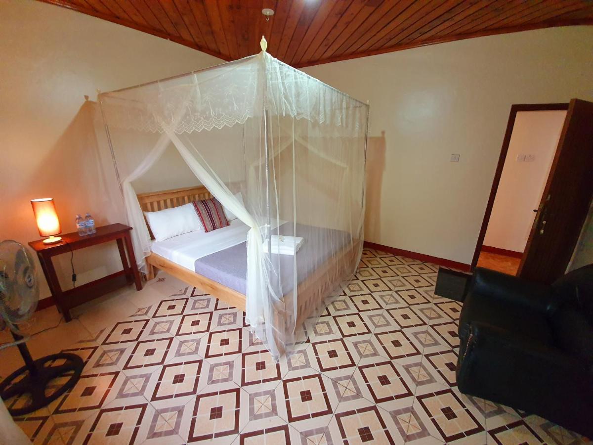 Annas Bed And Breakfast Entebbe Luaran gambar