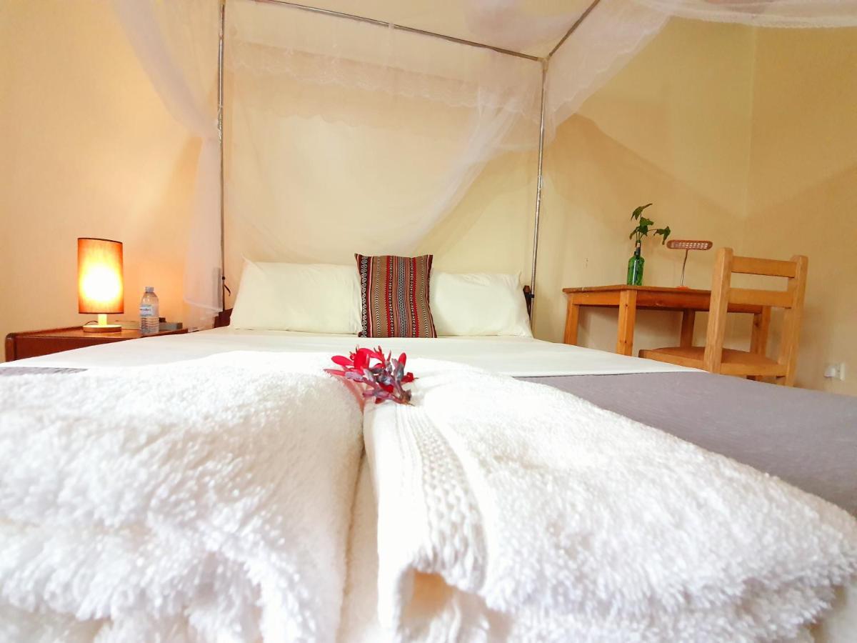 Annas Bed And Breakfast Entebbe Luaran gambar
