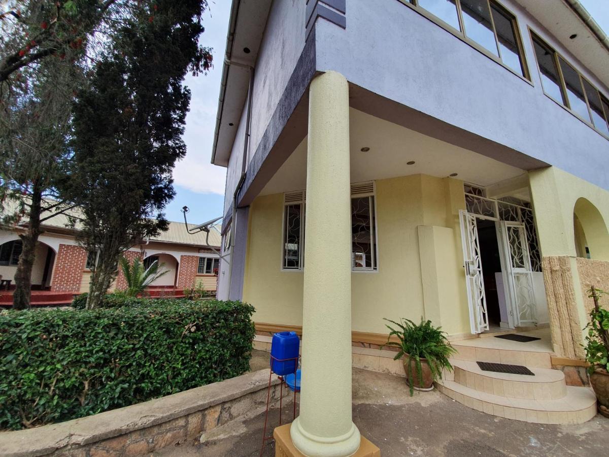 Annas Bed And Breakfast Entebbe Luaran gambar