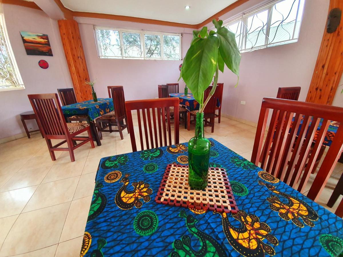 Annas Bed And Breakfast Entebbe Luaran gambar