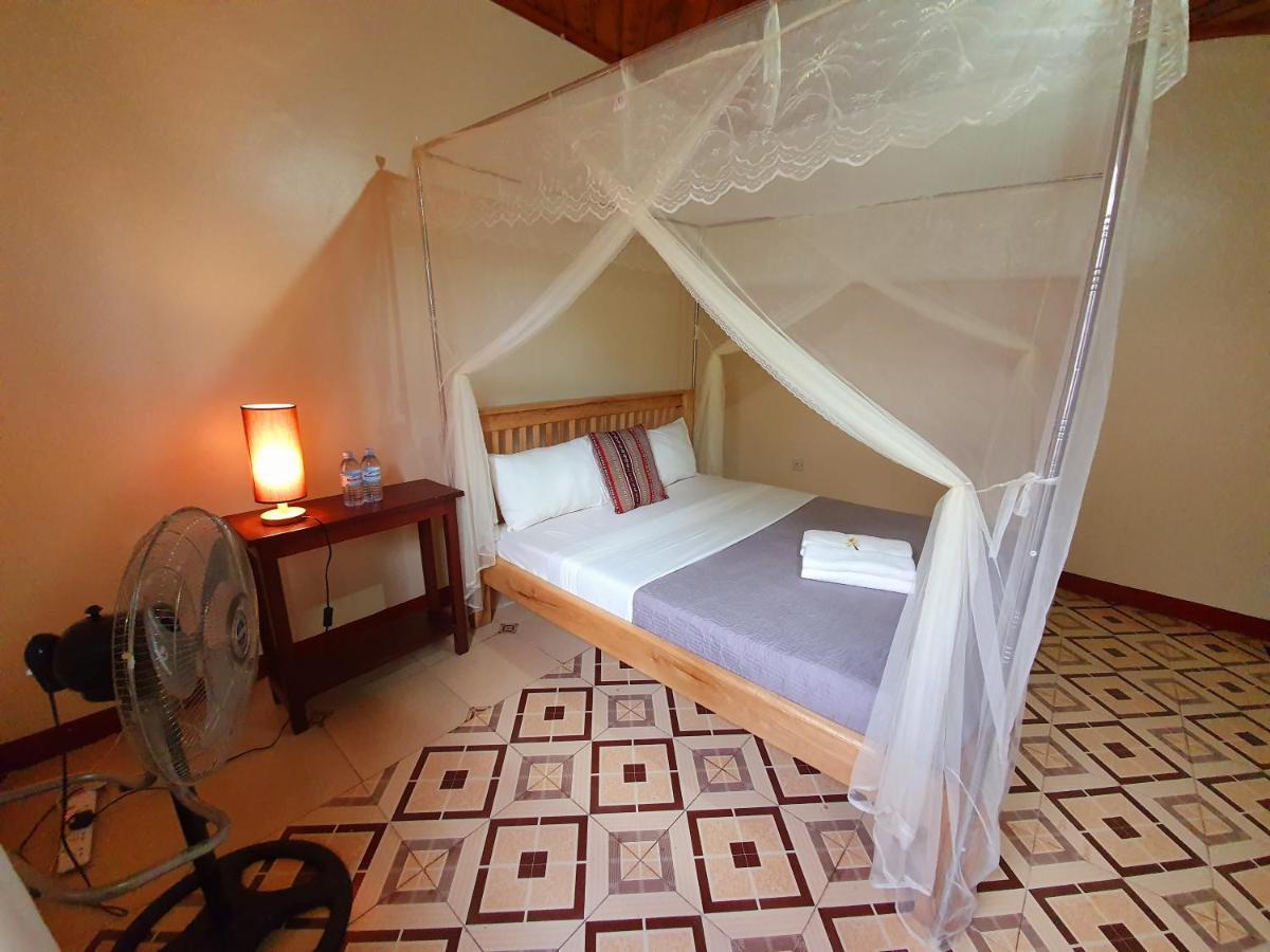 Annas Bed And Breakfast Entebbe Luaran gambar