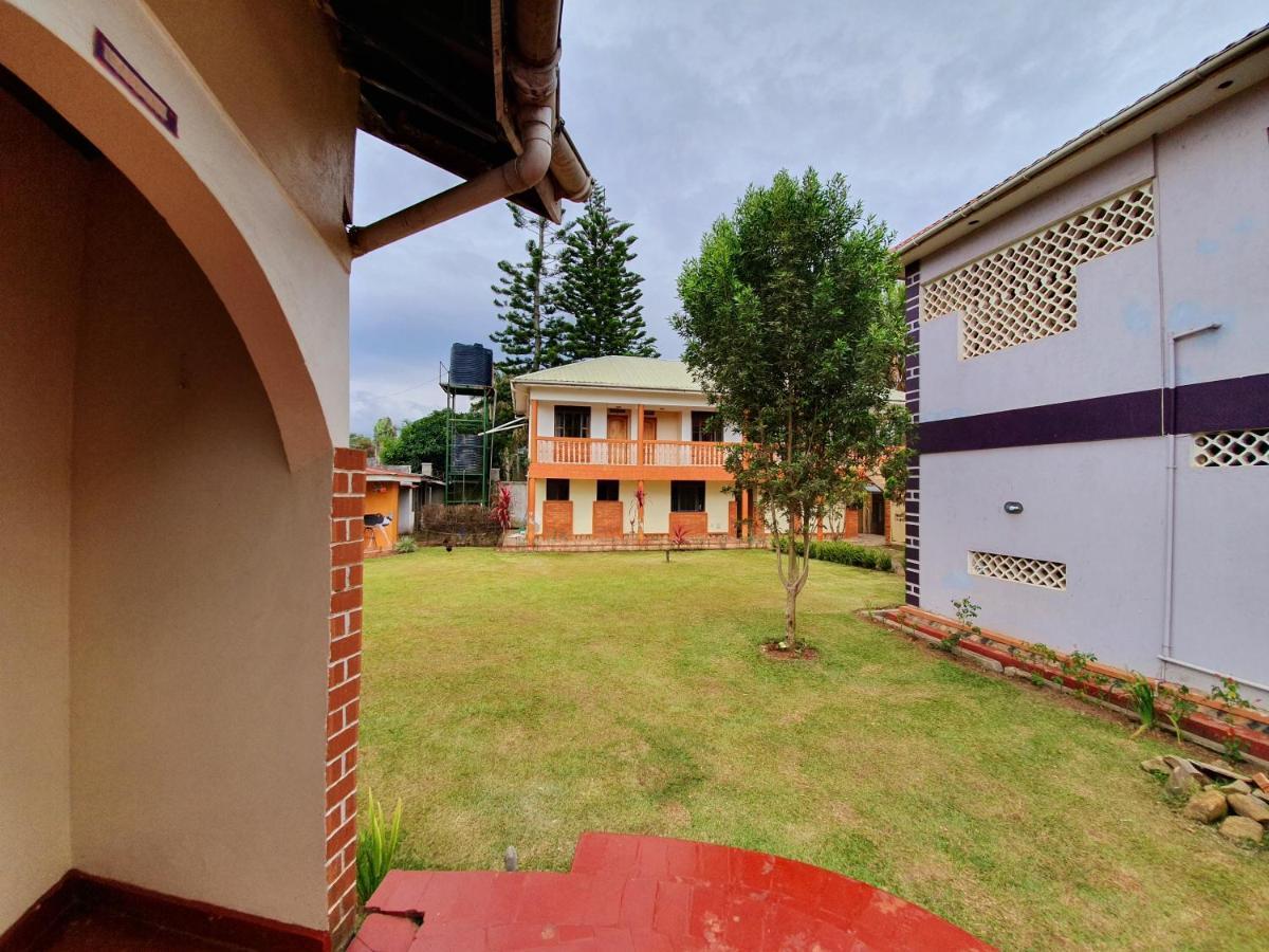 Annas Bed And Breakfast Entebbe Luaran gambar