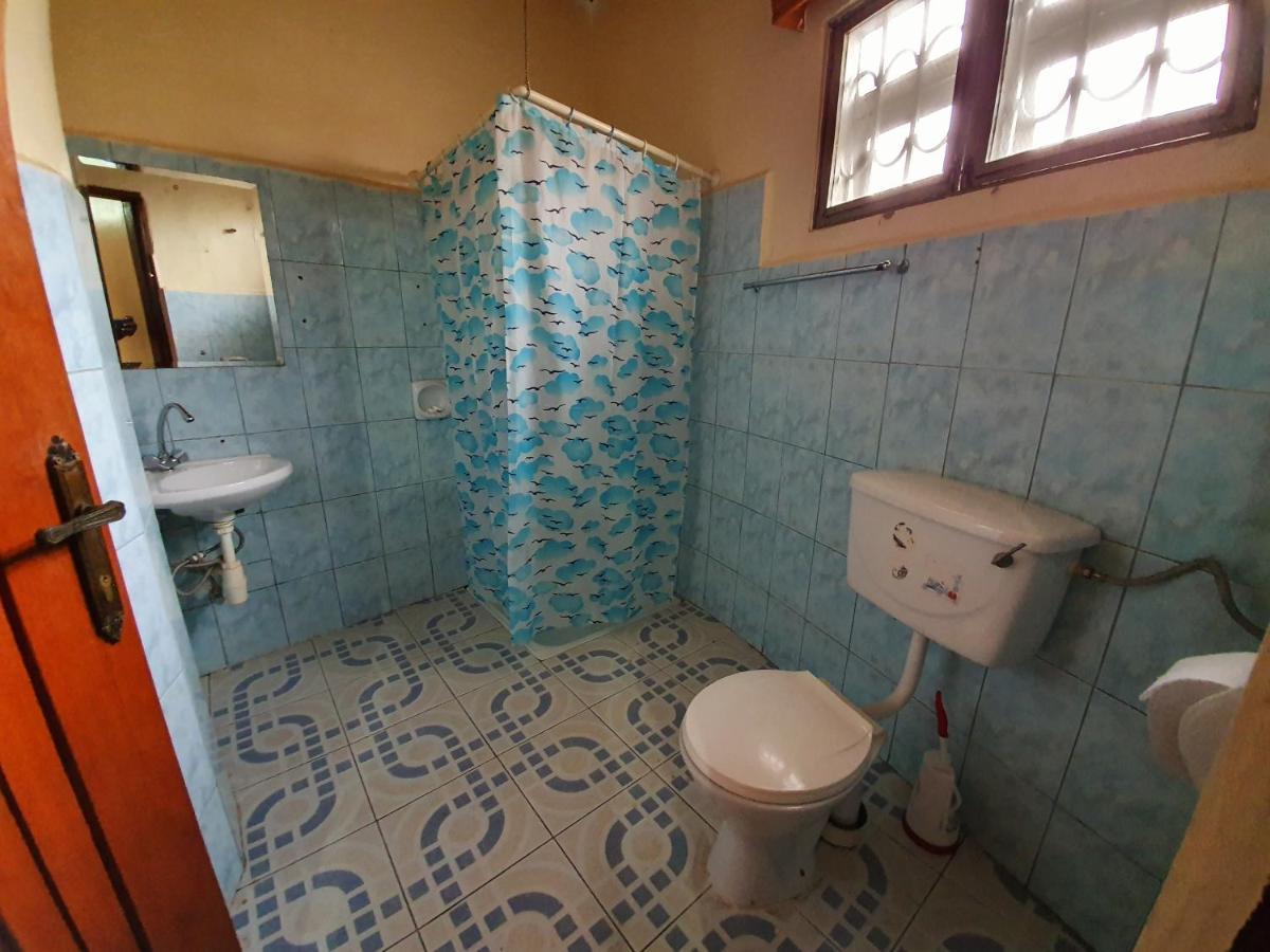 Annas Bed And Breakfast Entebbe Luaran gambar