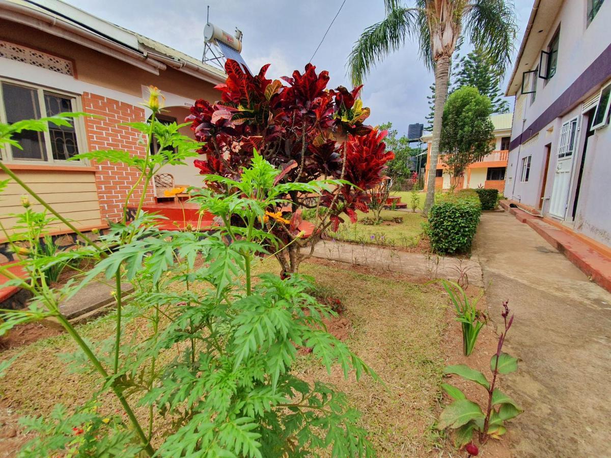 Annas Bed And Breakfast Entebbe Luaran gambar